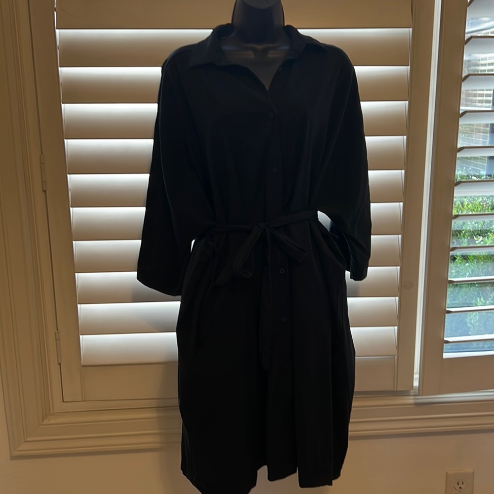 Lululemon Cute mini dress with pockets